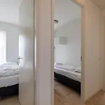 De Kreeft Apartment *